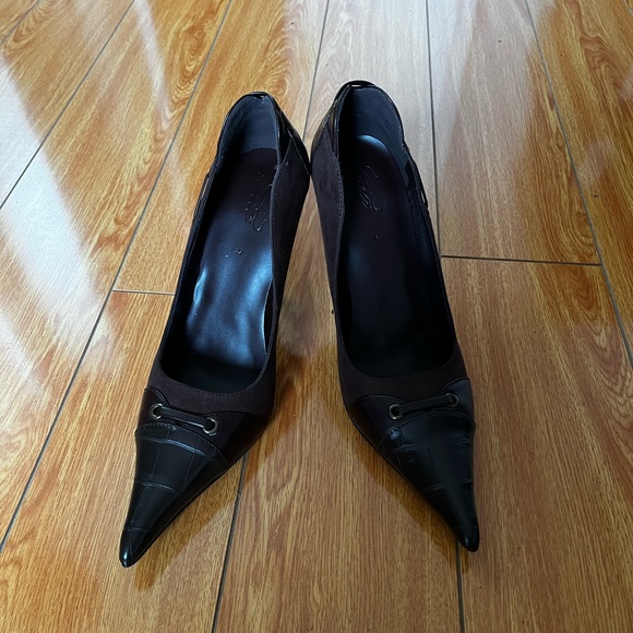 Brown pumps - Picture 3 of 7